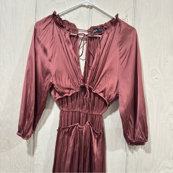 ZARA SS21 SATIN EFFECT MIDI CUT OUT DRESS MARSALA size S - Picture 6 of 10